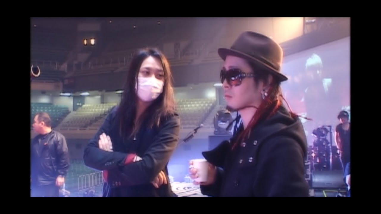 MUCC - Kyūtai Documentary - Nippon Budokan and World Circuit 2009
