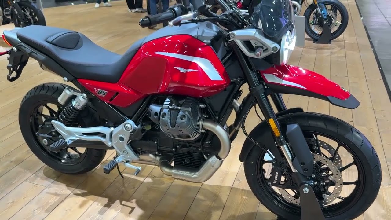 Moto Guzzi V85 Strada (2026) – Walkaround & First Look | EICMA 2025 Milan