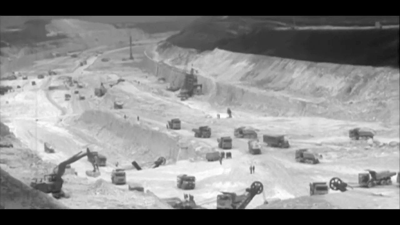 Adevăruri despre trecut: Accidente şi corupţie la Canalul Dunăre-Marea Neagră / Mortul e de vină