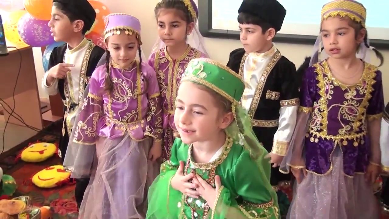 165 saylı məktəbdə Novruz şənliyi