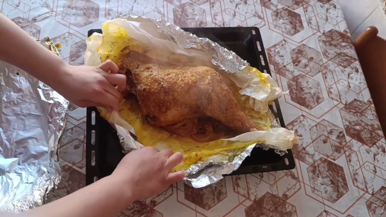 فخد الديك الرومي المحمر في الفرن مع اسهل  واسرع  طريقة