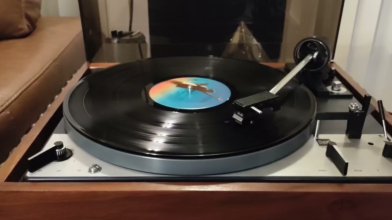 Dual 1219 Turntable. Horiatis76.com