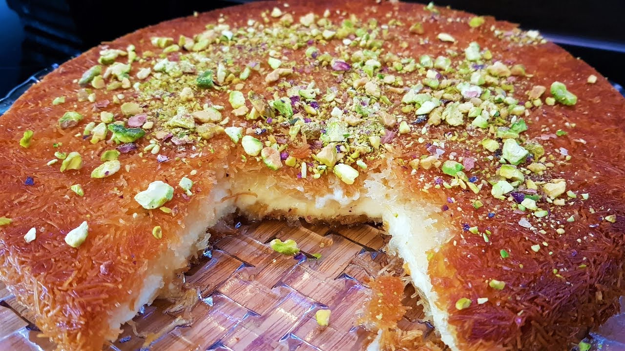 الكنافة الخشنة بالقشطه مع طريقه عمل القشطة  السريعه لكافة الحلويات العربيه