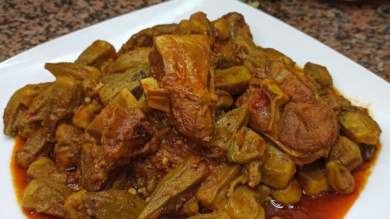 الملوخية باللحم على الطريقة المغربية😋 بمذاق رائع 👌سريعة التحضير+كيفية غسلها 🤔🤔
