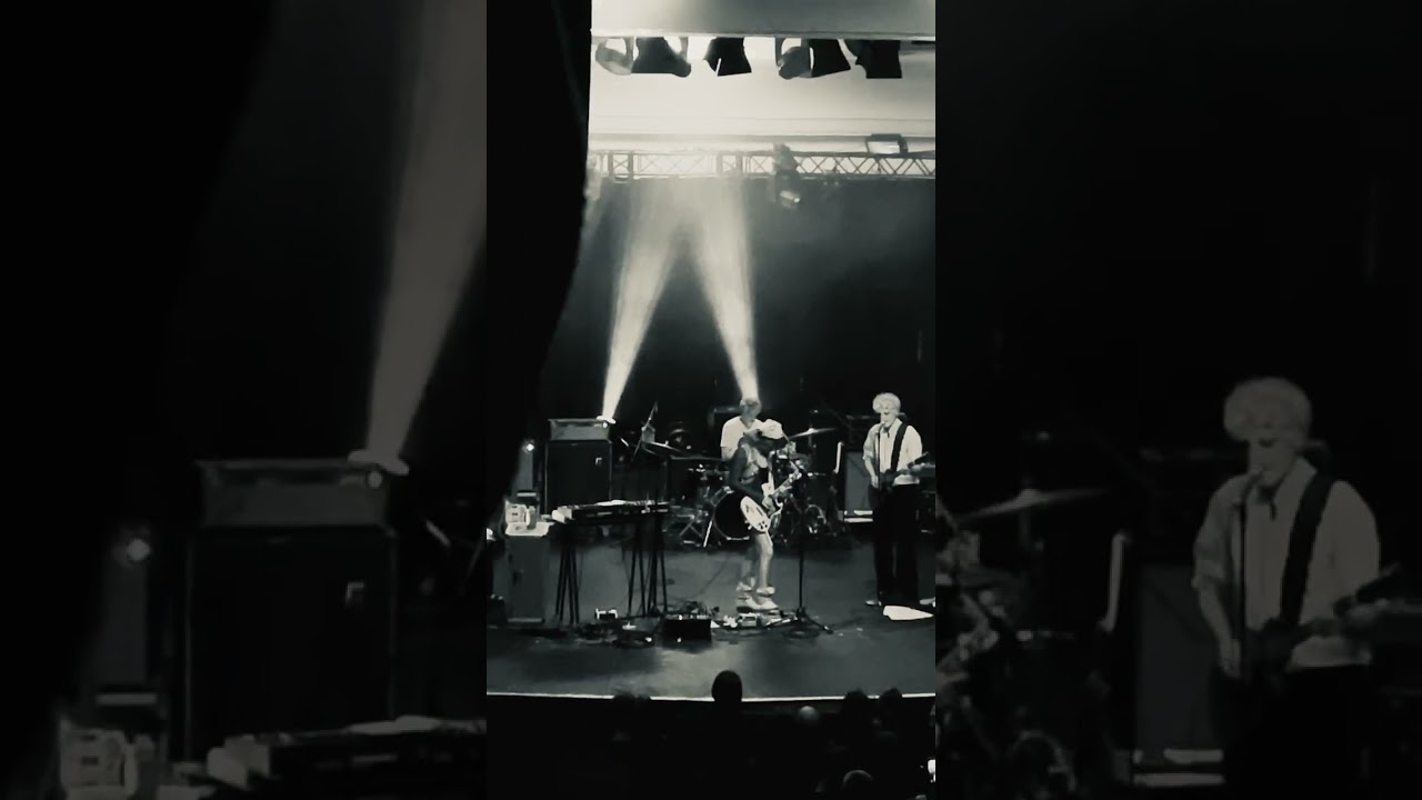 Spring and by Summer Fall | @blonderedheadmusic | Blonde Redhead | Berlin Metropol | Feb 13 2026