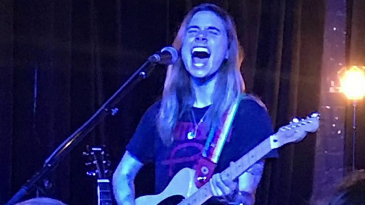 [AUDIO ONLY] Julien Baker - Boo Pristine (Wicker) / Something (Memphis, TN 12/1/17)