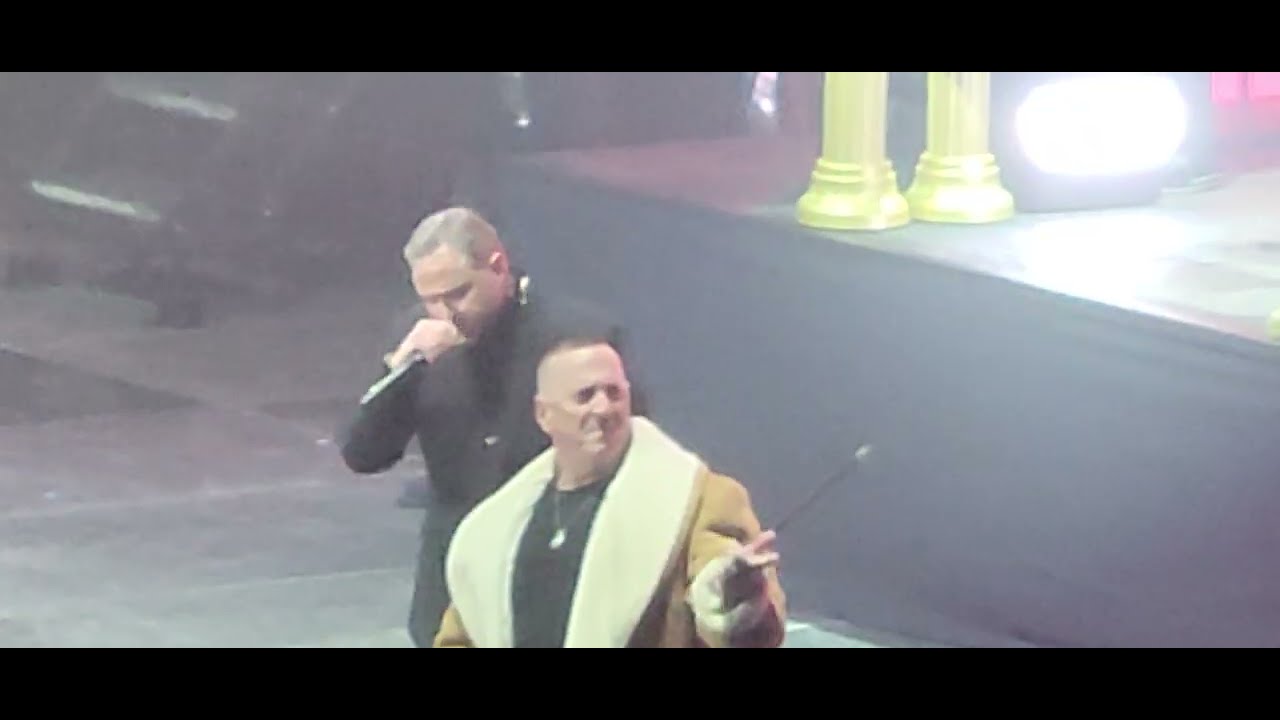Pete Nice and MC Search aka 3rd Bass reunite to perform "The Gas Face"