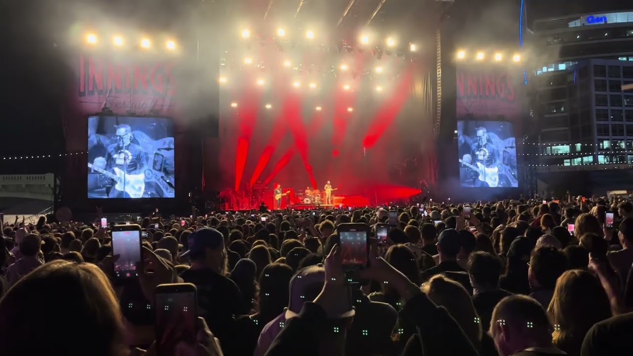 blink-182 What’s My Age Again live at the Innings Festival 2026 Tempe Az