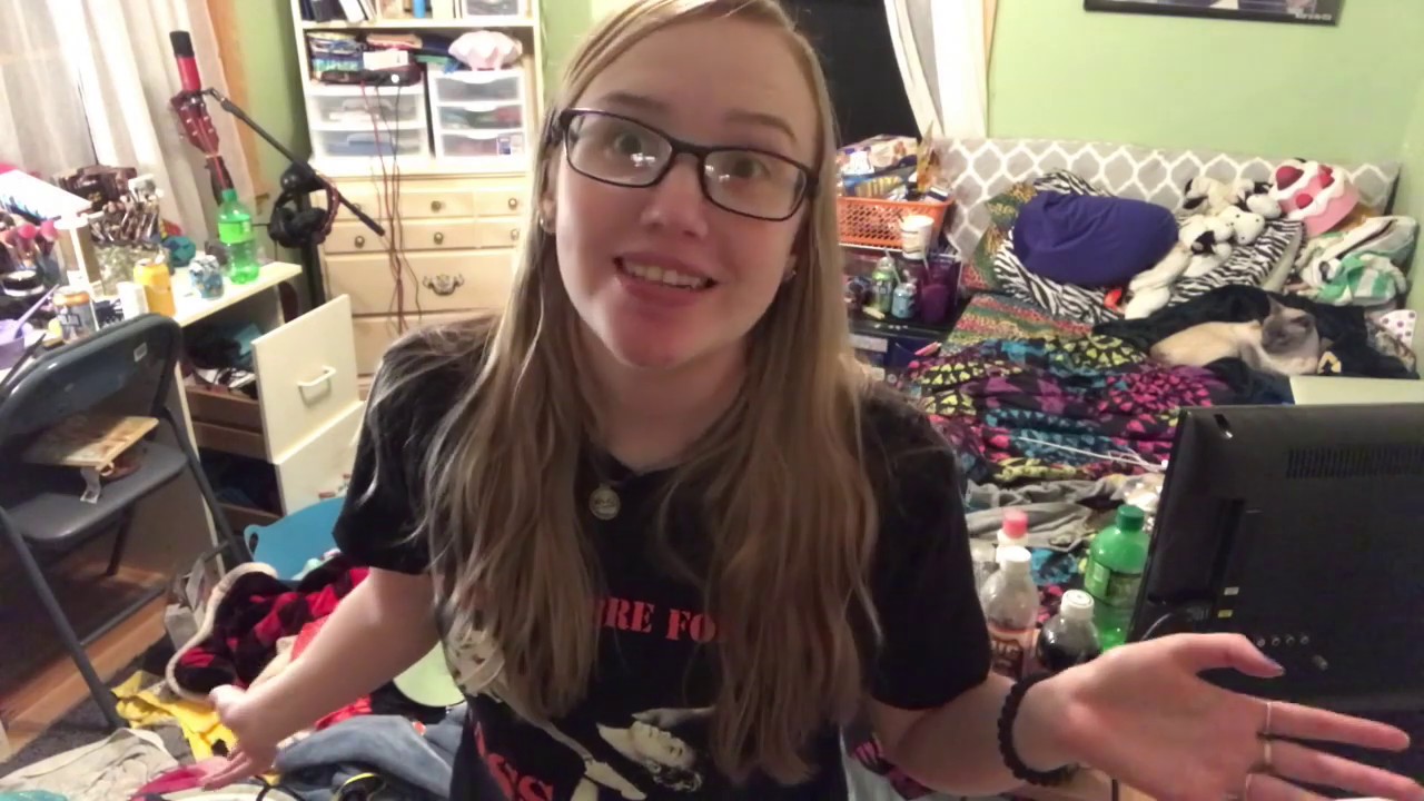 Timelapse of me cleaning my room 8/4/19