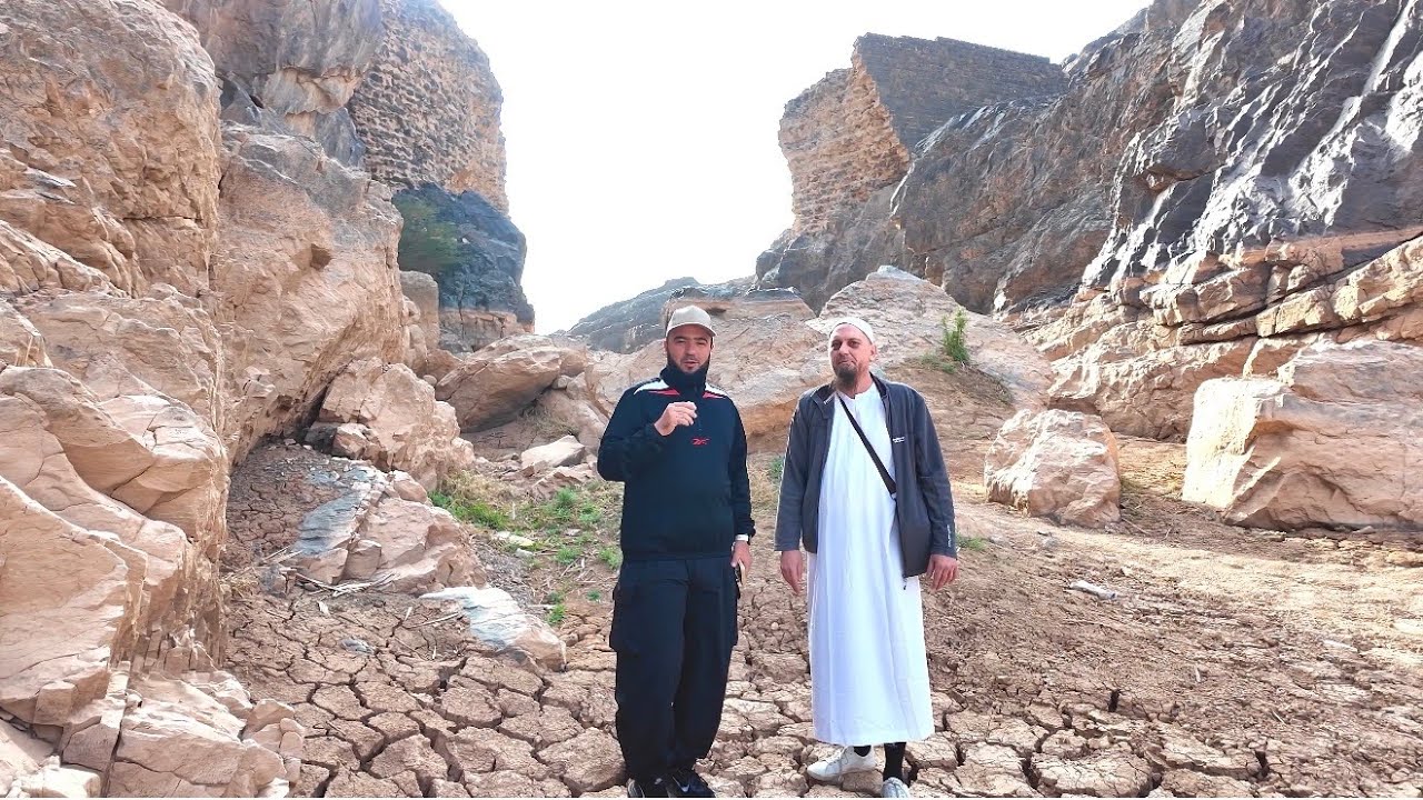 سد معاوية بن أبي سفيان رضي الله عنه في وادي الخنق شرق المدينة المنورة