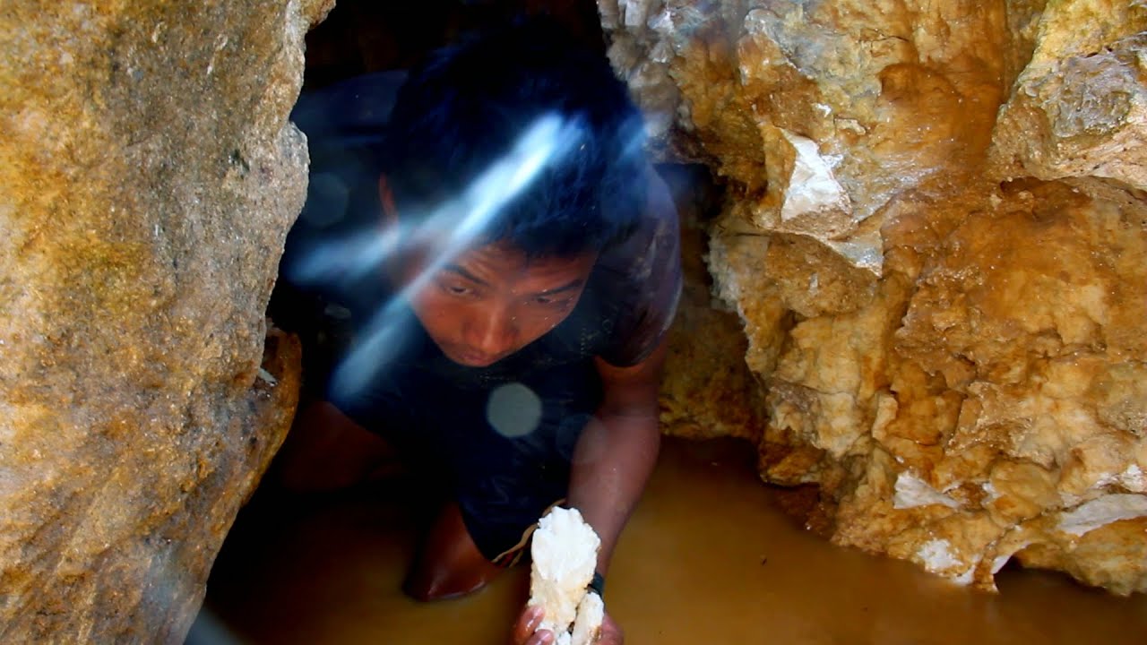 TASTY TRIP_ မိုးကုတ္ရတနာေျမမွာ ေက်ာက္တူးေဖာ္ျခင္း