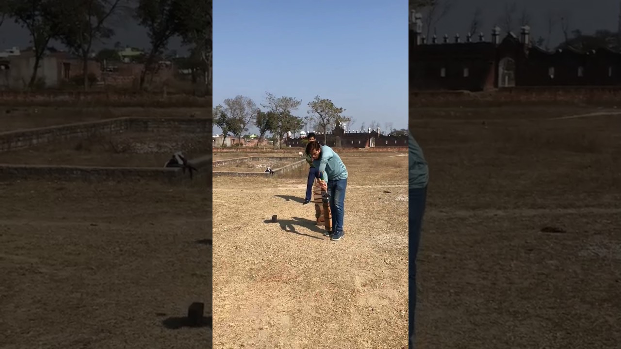कसम मेरे लड़के की OUT नी है😂😅 #teamflyover #funnyvedio #trendingshorts #funnyshorts #cricket #wicket