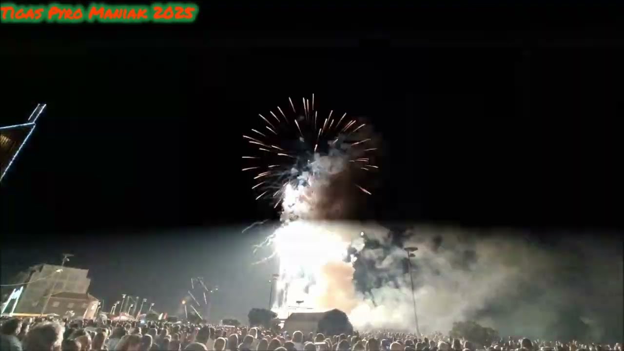 Sessão de Fogo na Festa Senhor dos Navegantes 2025 - Caxinas, Vila do Conde
