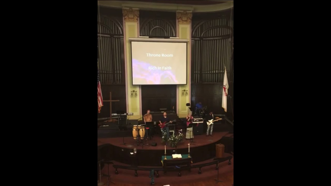 Original called resonate live at Grand Ave., Temple