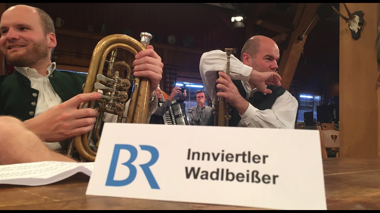 Innviertler Wadlbeisser bei den Wirtshausmusikanten 2017