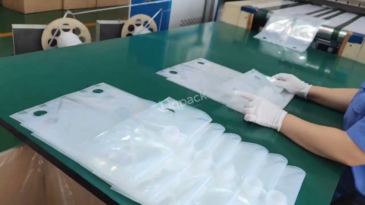 cheertainer bag in box