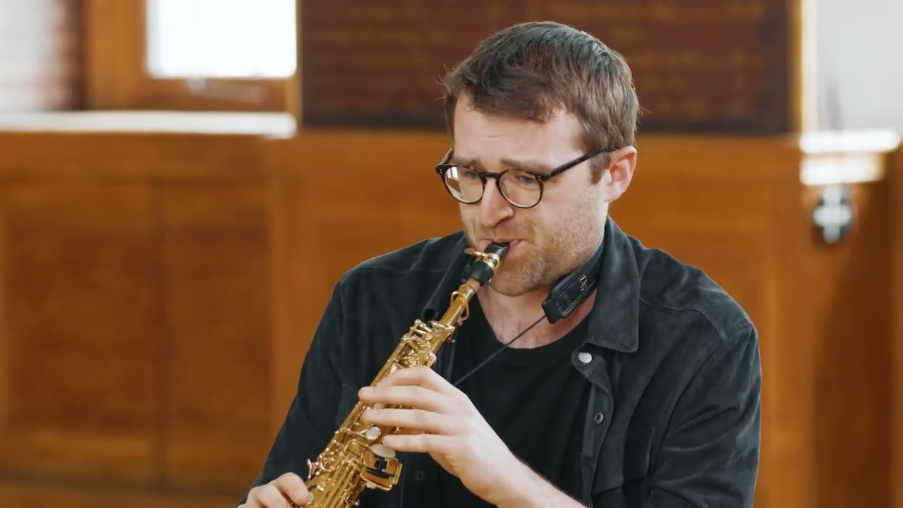 Mikeleiz-Zucchi Duo | Astor Piazzolla - Escualo | HD Music Video