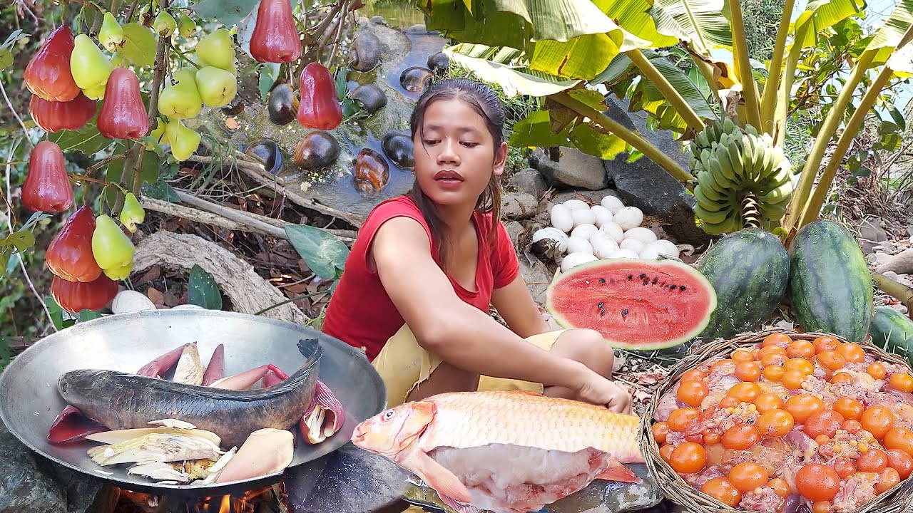 Catch fish to cook with Banana flower for dinner, Big egg fish soup tasty & Chicken egg spicy chili
