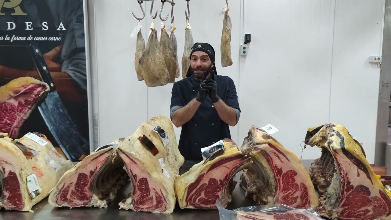 BUEYES, VACAS GALLEGAS Y KOBE  - Una CENA de NAVIDAD de LUJO 🥩