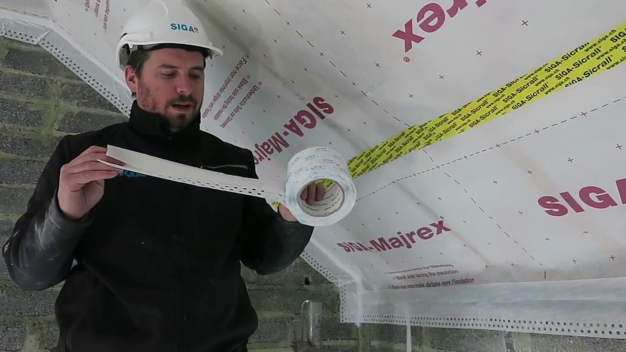 Joining vapour control layer to solid wall construction - SIGA Fentrim 20 50/85