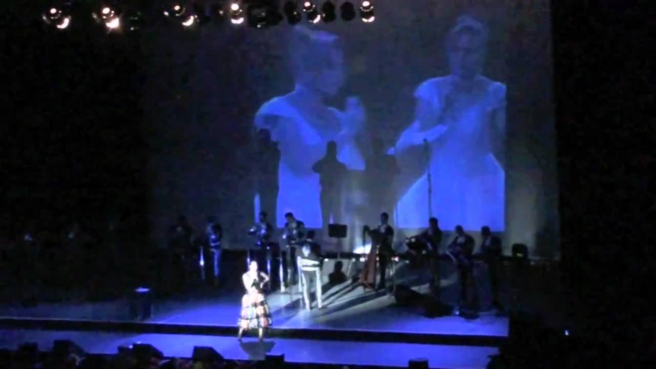 Shaila y Rocio Durcal con Mariachi Sol de Mexico- Amor Eterno