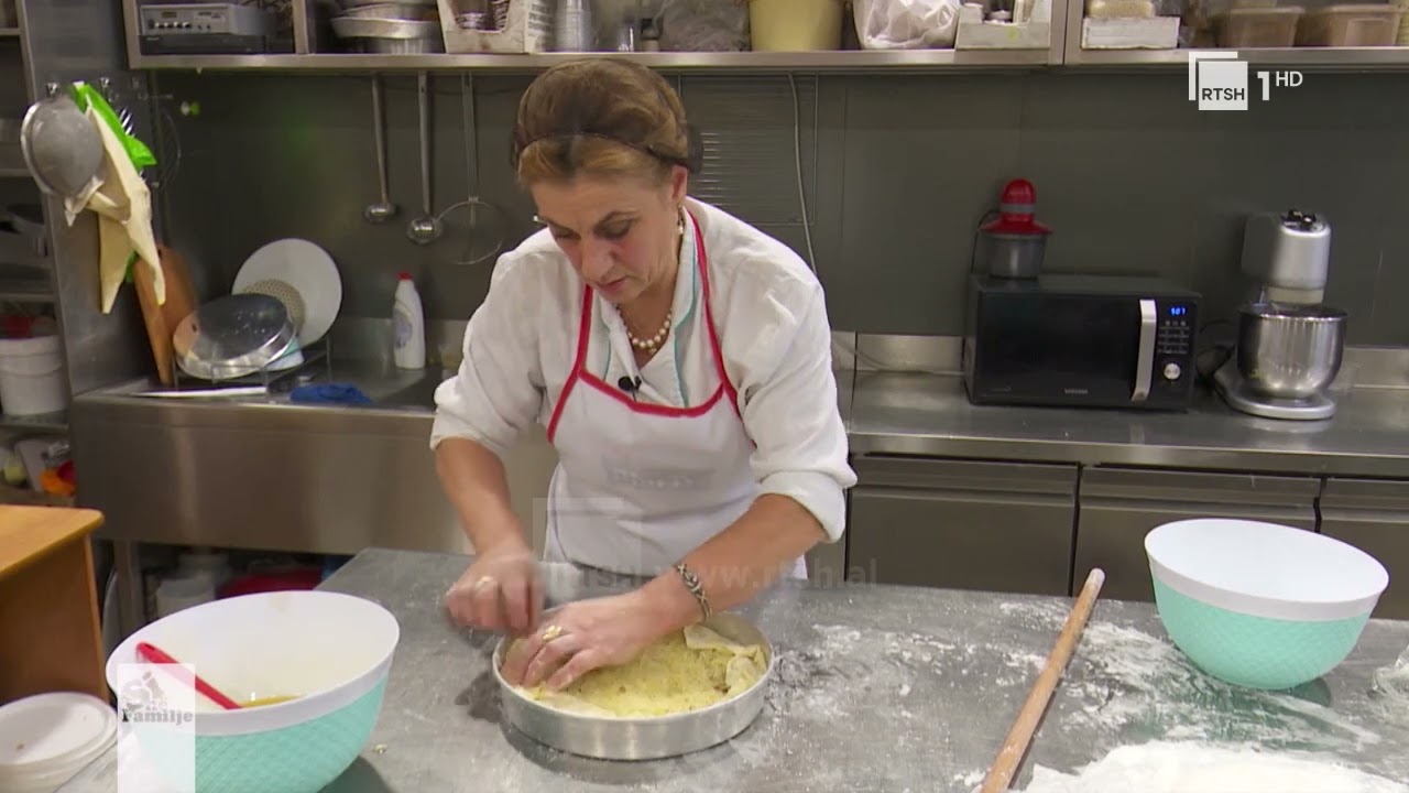 Kadaif me peta bakllavaje dhe arra, Mimoza Durollari – Pastiçiere |“Si në familje”