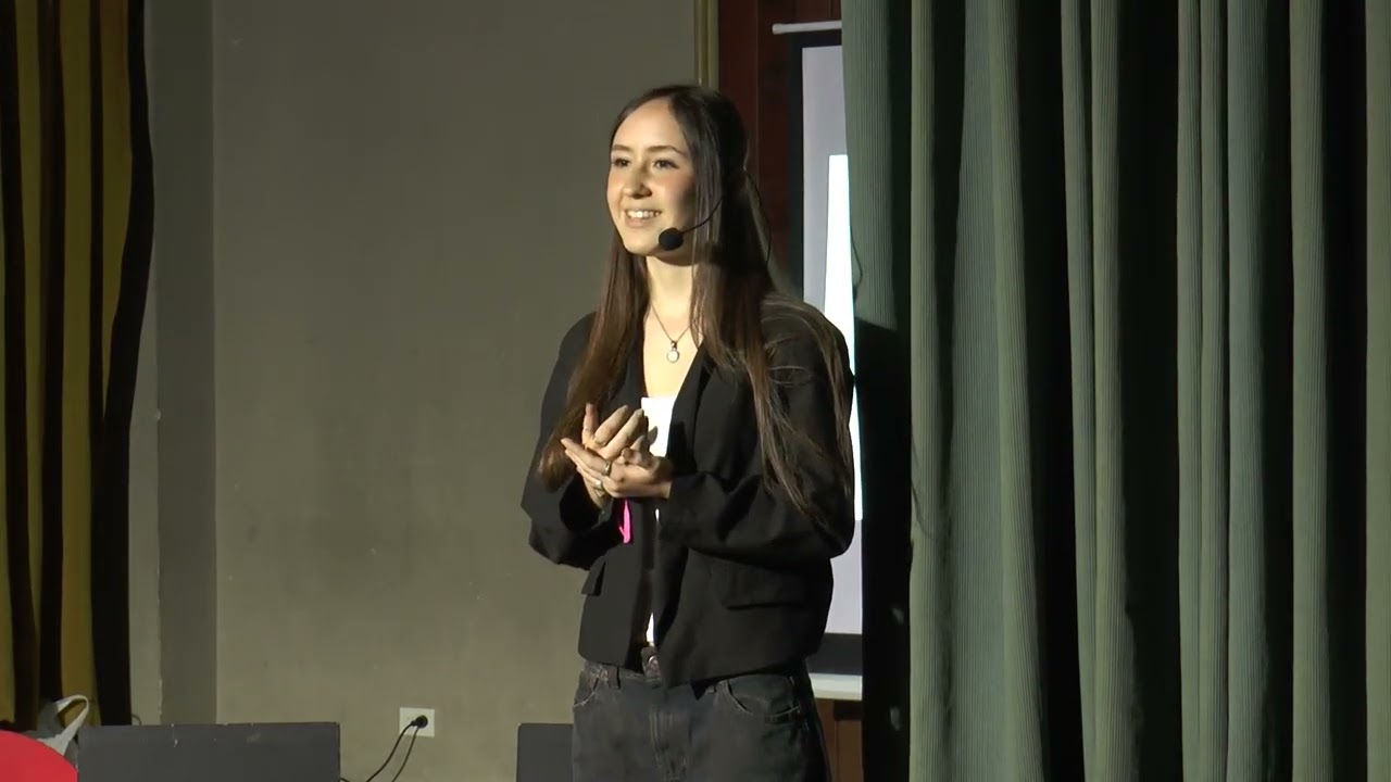 En la superficie | Trinidad Ciarla | Clubes TED-Ed Argentina