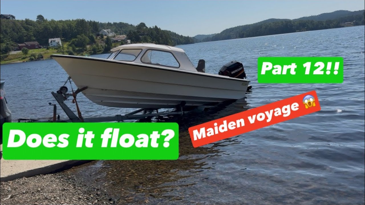 Fjordling 17 with Mercury Racing hits water for the first time!