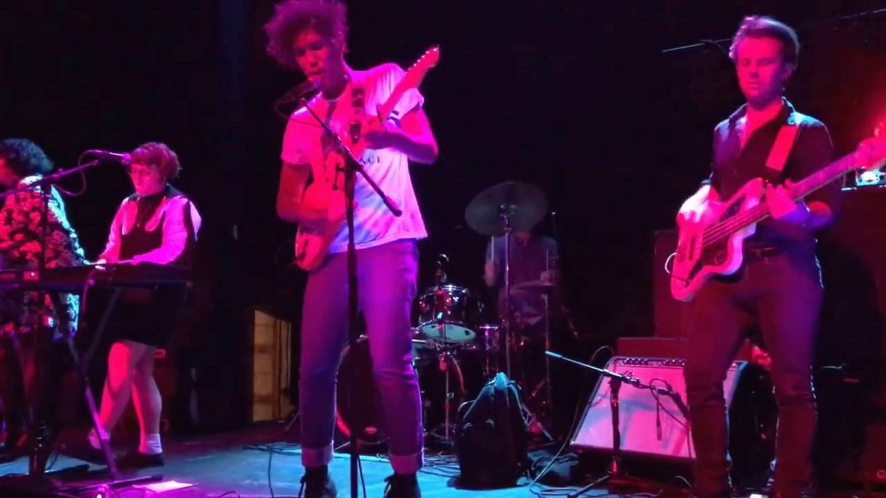 Black Kids - I'm Making Eyes At You (live)