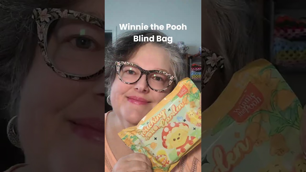 Winnie the Pooh Blind Bag 🧸 | Desk Buddy of the Day