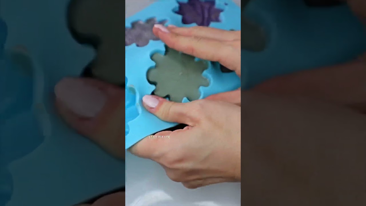 making soap bar #art #soapbar #makingsoap #sustainable #barsoap #diysoap