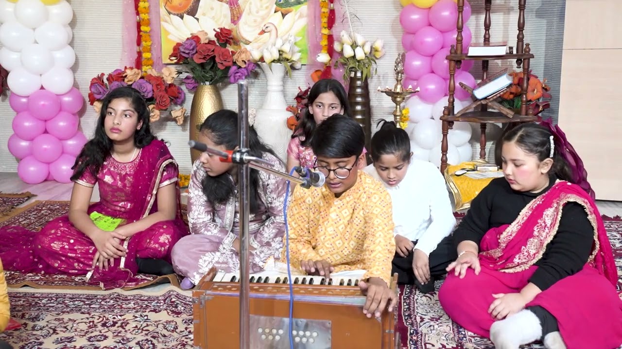 VAIDIK MUSIC AND ART ACADEMY || KISI KI MUSKURAHTON  PE || SHREYAM