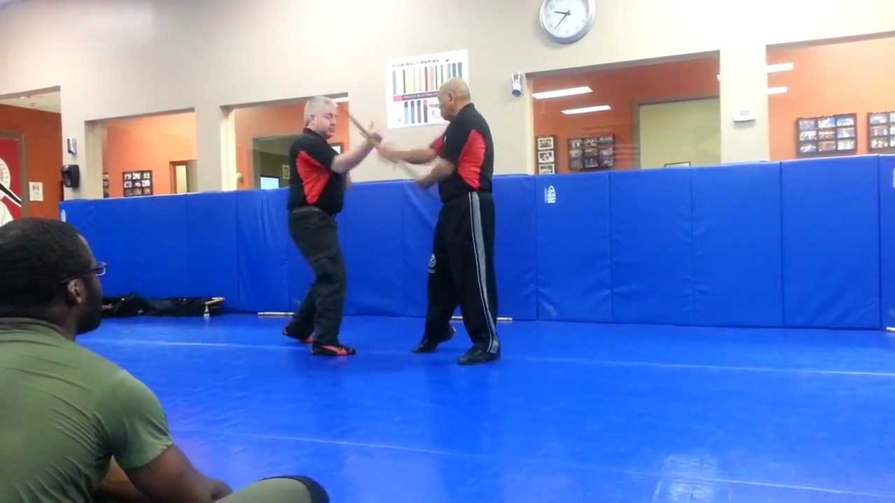 GM Bobby Taboada and Datu Tim Hartman doing their Balintawak thing - Part 1