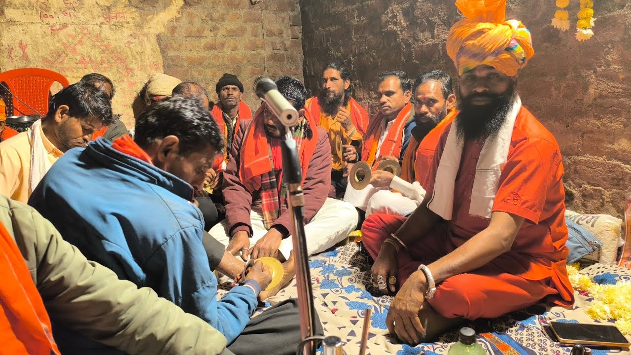 गुरुवो दिवला लई ने आयो हे लई ले हरि नू नाम मामाजी का  शानदार भजन थावरसिंग महाराज के शिष्यों द्वारा