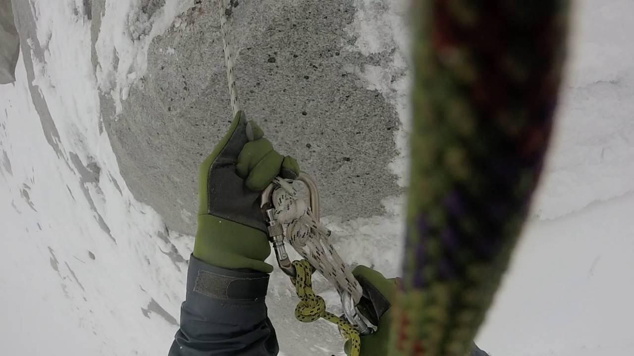 Abseiling on the Amphu Labtsa