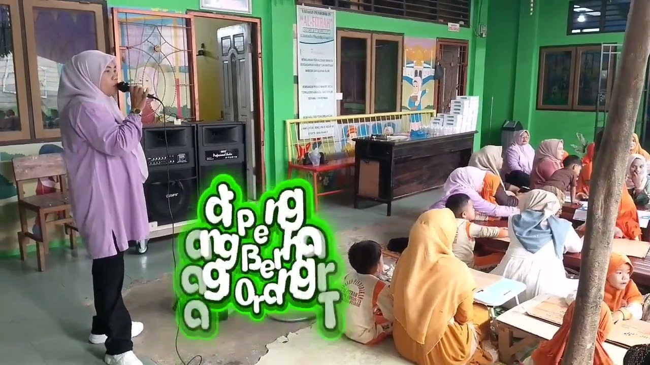 Bunda Nora ,S.Pd KEPALA TK Al -Fitrah Mengadakan Lomba Membatik Kolaborasi Ibu dan Anak  