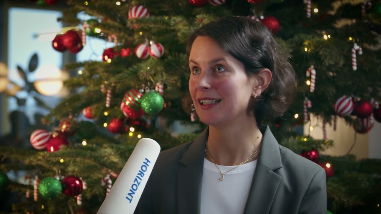 Mit Kaminski in der Weihnachtsstube: Julie Heyne,  Bijou Brigitte