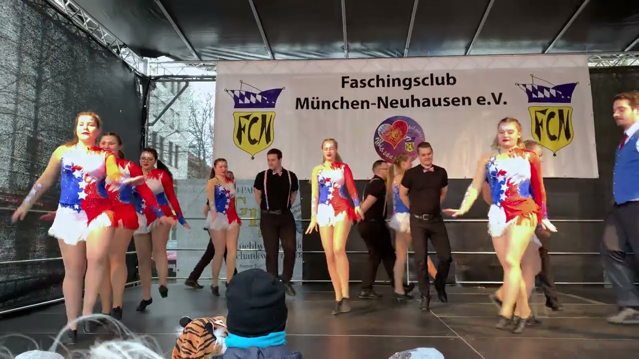 Карнавальное танцевальное представление