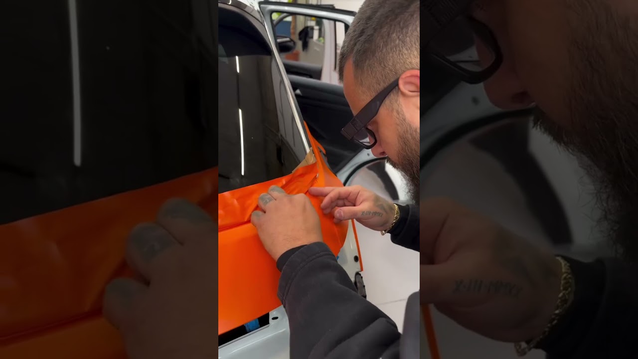 Oklejanie samochodu folią HEXIS Skintac HX20165M Mandarin Red Matte! 🔥 #hexis #carwrapping