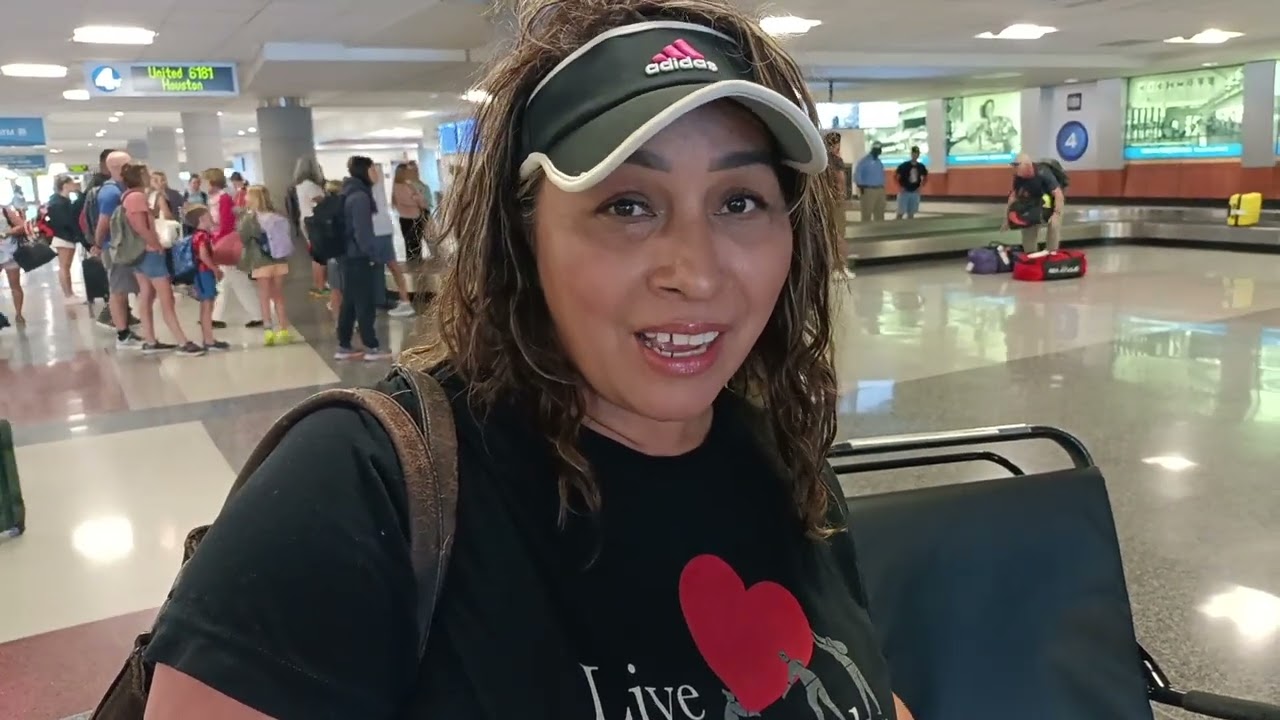 mamá e hija se reencuentran despues de muchos años
