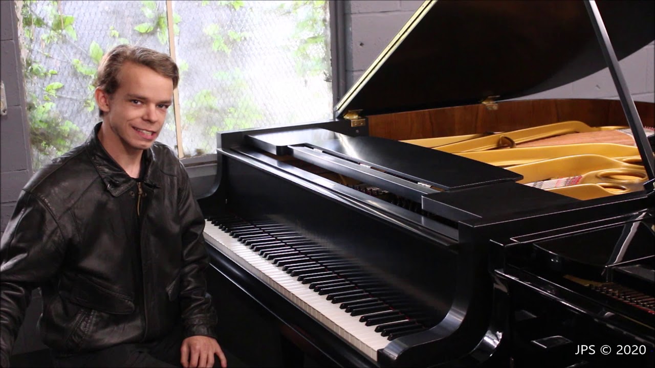 Самая маленькая гитара Bösendorfer, на которой я когда-либо играл (и почему она классная)