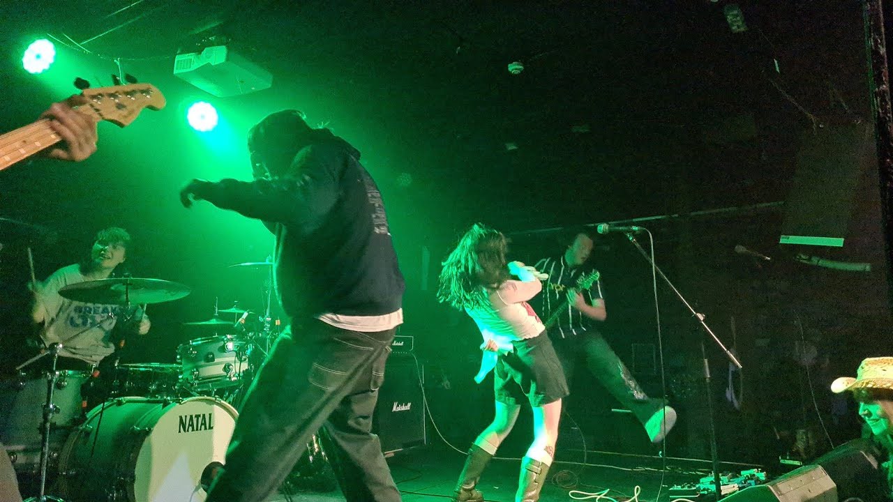 Knives - Babooshka (Kate Bush cover) (Live in Manchester 25/02/2026)