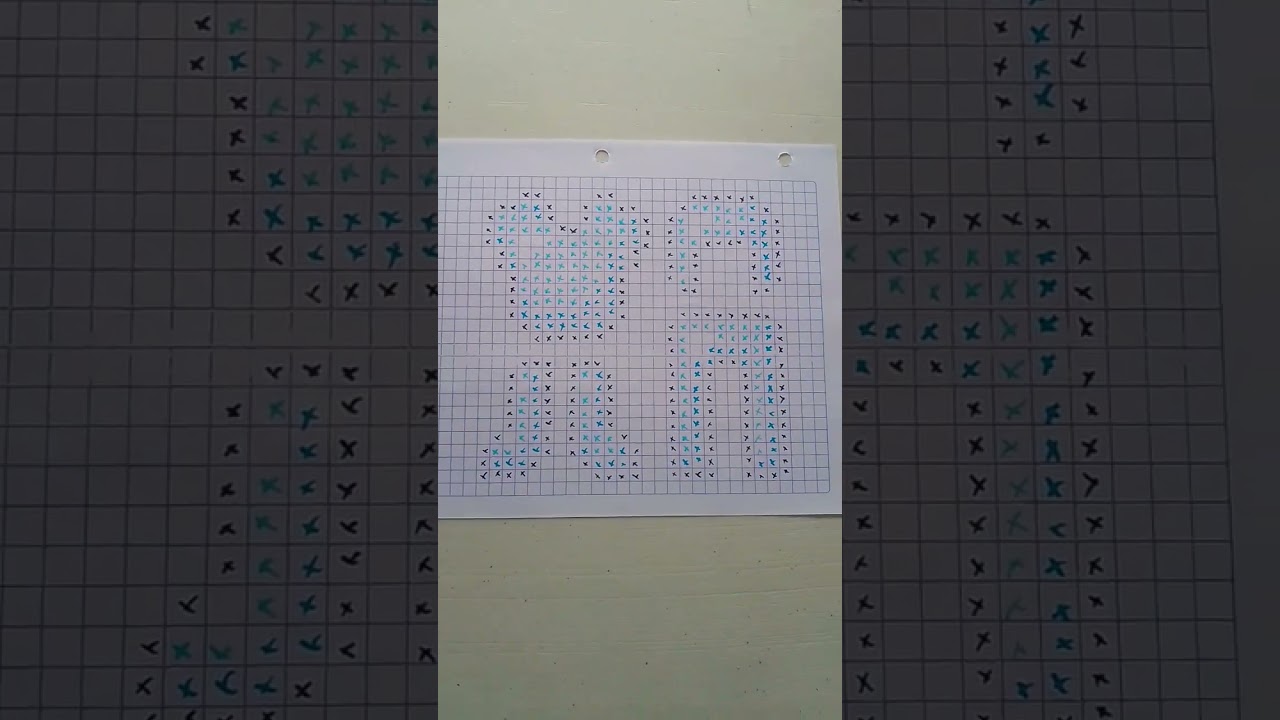 PIXEL ART DE UNA ARMADURA DE DIAMANTE  DE MINECRAFT 💎💎💎👍👍👍👍👍🙃🙃😃#pixelart