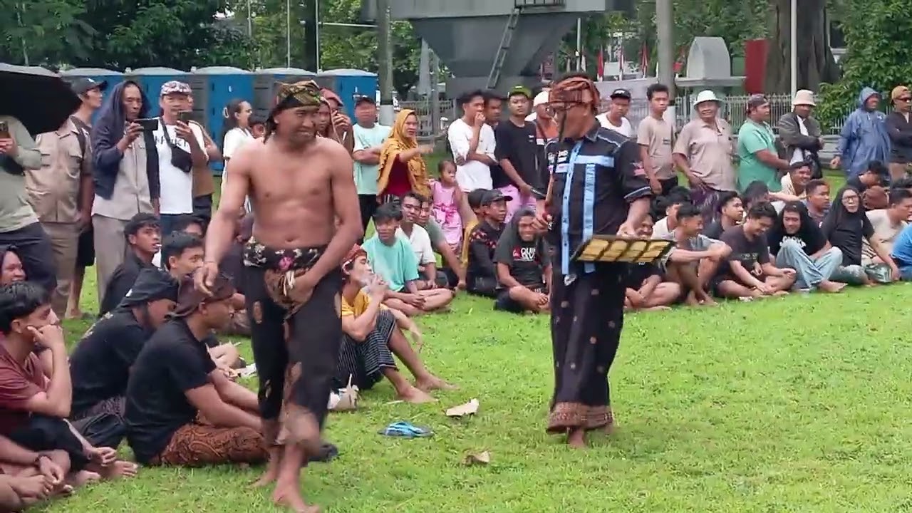 Pangeran pejanggik vs anak agung live kantor gubernur NTB 