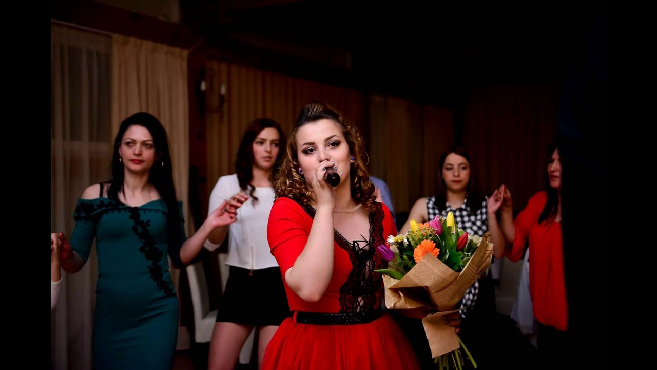 Adelina Boita  colaj etno live