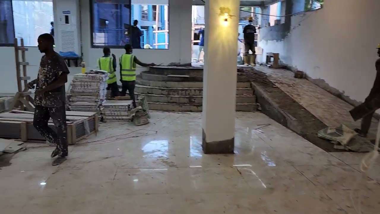 Construction d'une salle polyvalent à Kinshasa Ngaliema/Campagne