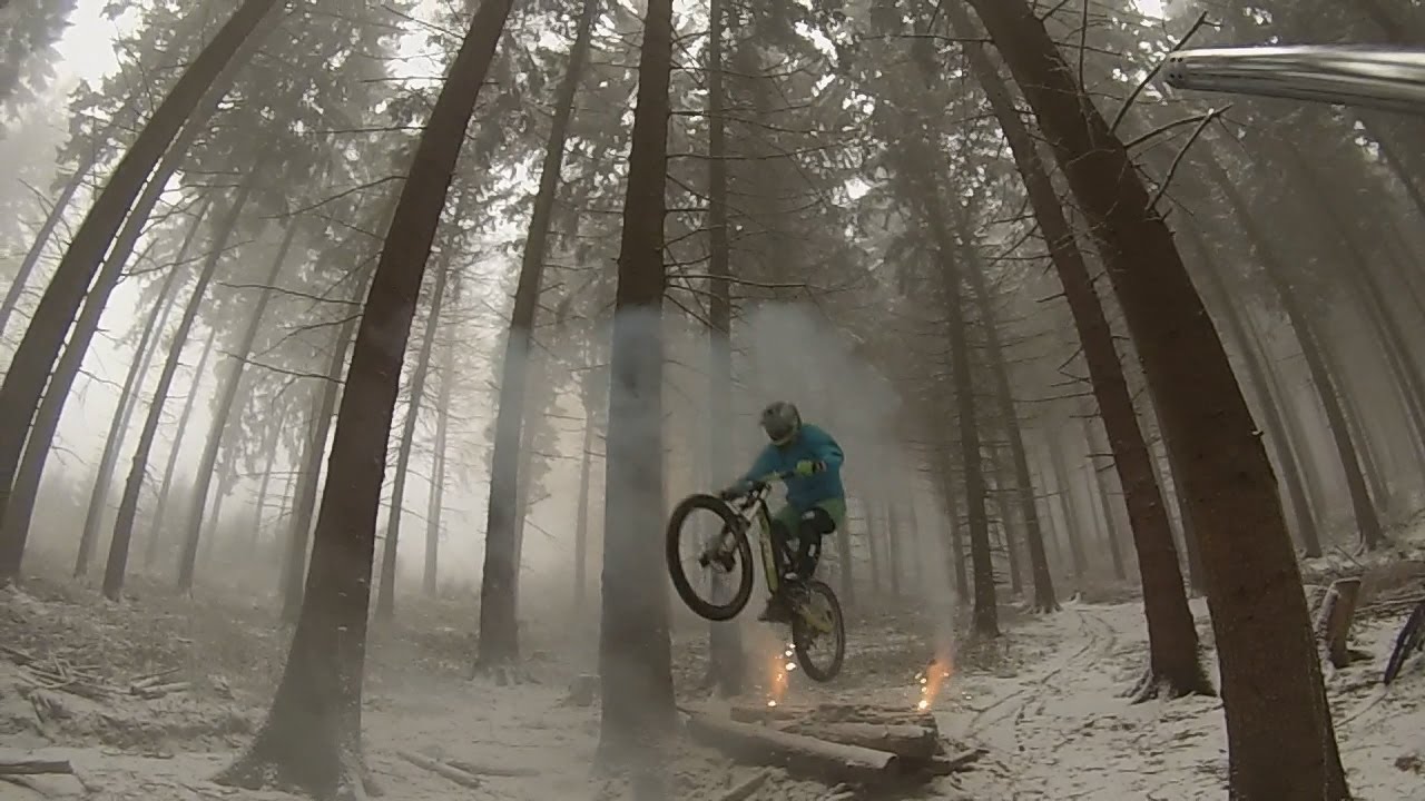 Downhill im Schnee 2017             (www.kai-zolper.de)