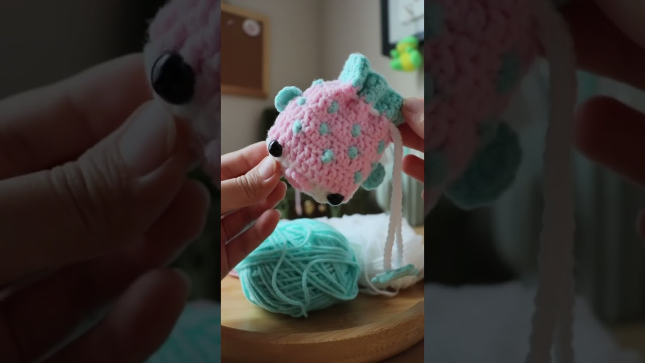 I Crocheted a PUFFER FISH Pouch!! 