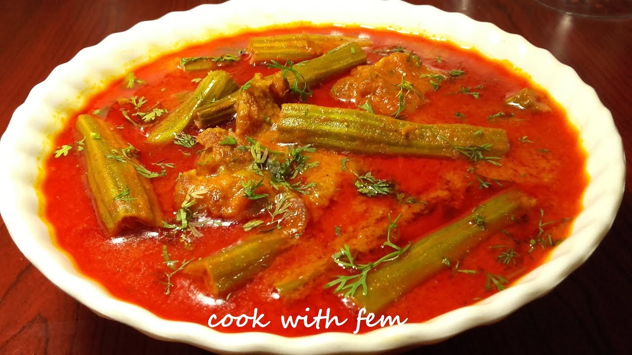 Delicious Drumstick Curry - Full of Vitamins and Minerals/Sojni ya Mungey Ki Phalli Ka Meetha Salan