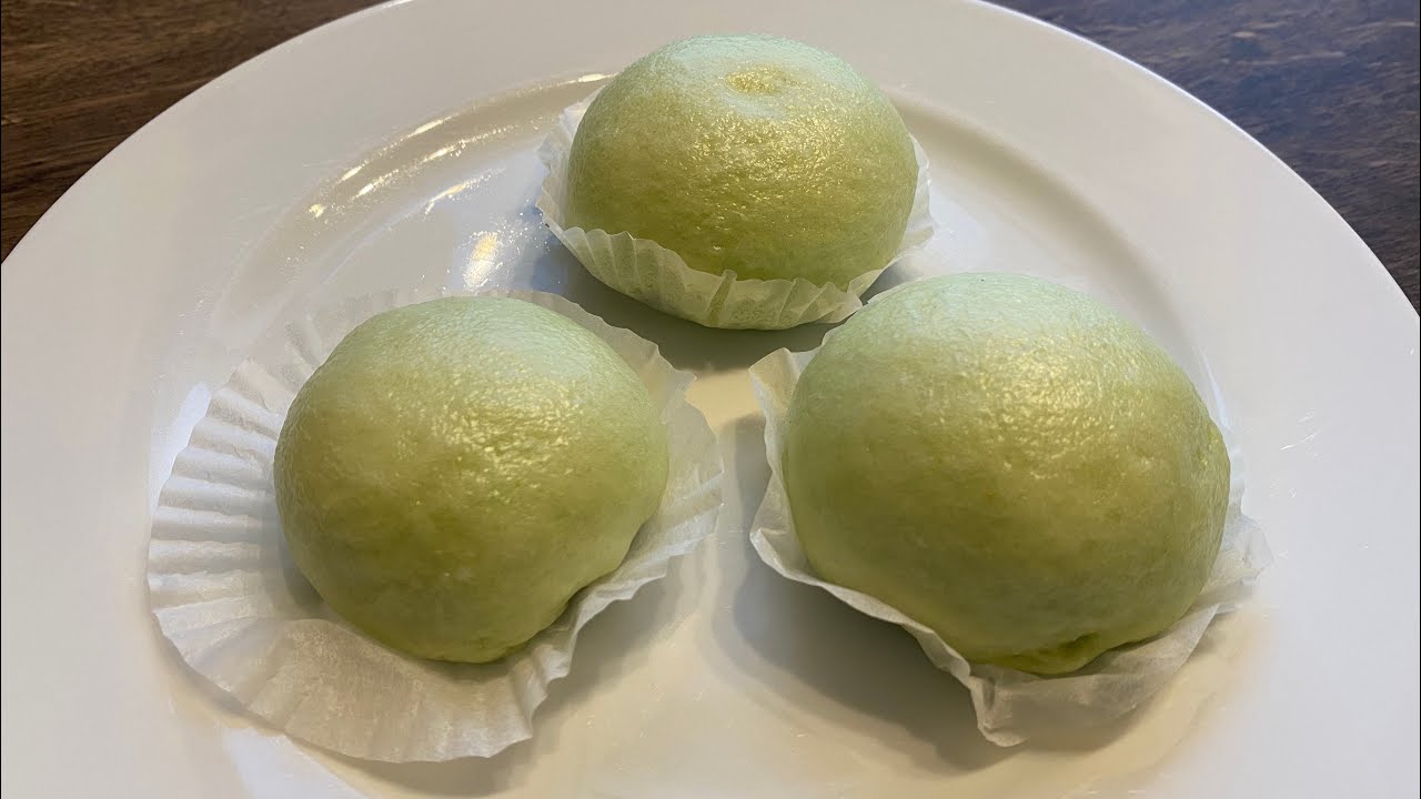 ซาลาเปาใบเตยนวดมือ ไส้ถั่วเหลือง สูตรทำกินเอง | pandan steamed bun | แม่ลูกเข้าครัว